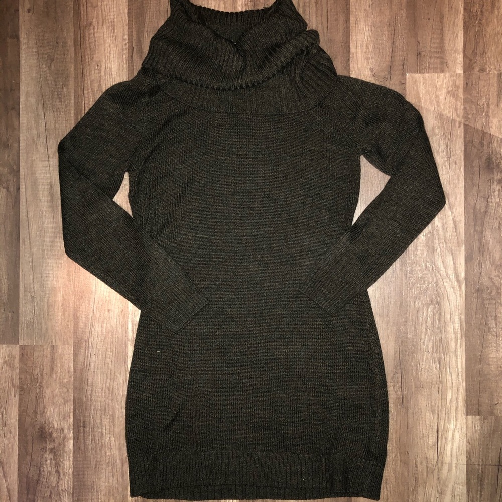 Turtle neck dress